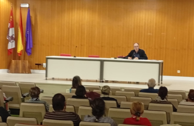 Fermín Herrero recorre la actualidad poética de la Comunidad en Palencia con ‘La lira de las musas’
