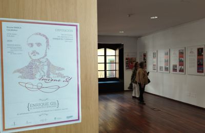 Cacabelos recuerda al escritor berciano Enrique Gil y Carrasco con una exposición itinerante  