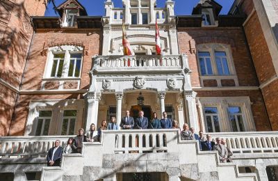 Las Cortes de Castilla y León celebran en el Palacio de la Isla la reunión de la Mesa y la Junta de Portavoces