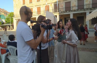 Espido Freire presenta su trayectoria en la Feria del Libro de Zamora en el encuentro ‘Diálogo de la Lengua’