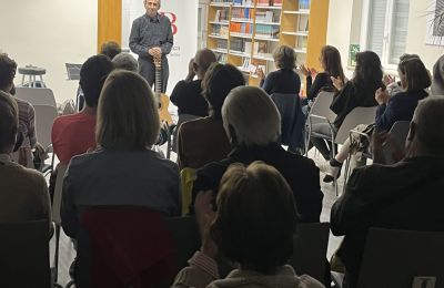 El dramaturgo Daniel Pérez presenta en Soria el recital poético ’13 sonetos y una sirena’
