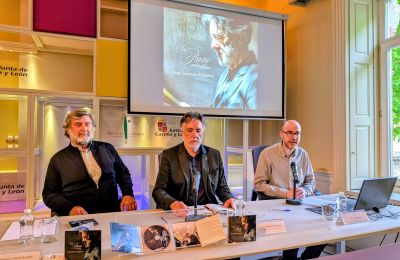 Diego Fernández Magdaleno presenta en el Palacio de la Isla su disco ‘Un piano entre libros’